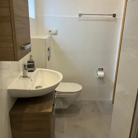 Pokoj Z Kuchnia U Lennoxa 2 *